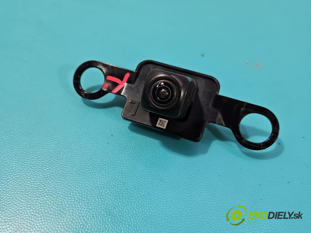 Toyota Corolla E21 2019- 1.8 16V 98 hp automatic 72 kW 1798 cm3 4- Kamera cúvaní 86790-02240