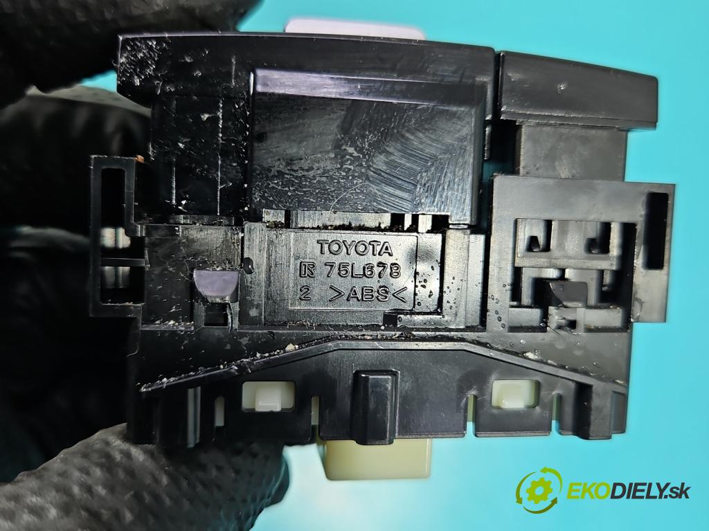 Toyota Corolla E21 2019- 1.8 16V 98 HP automatic 72 kW 1798 cm3 4- prepínač ostatné 75L678