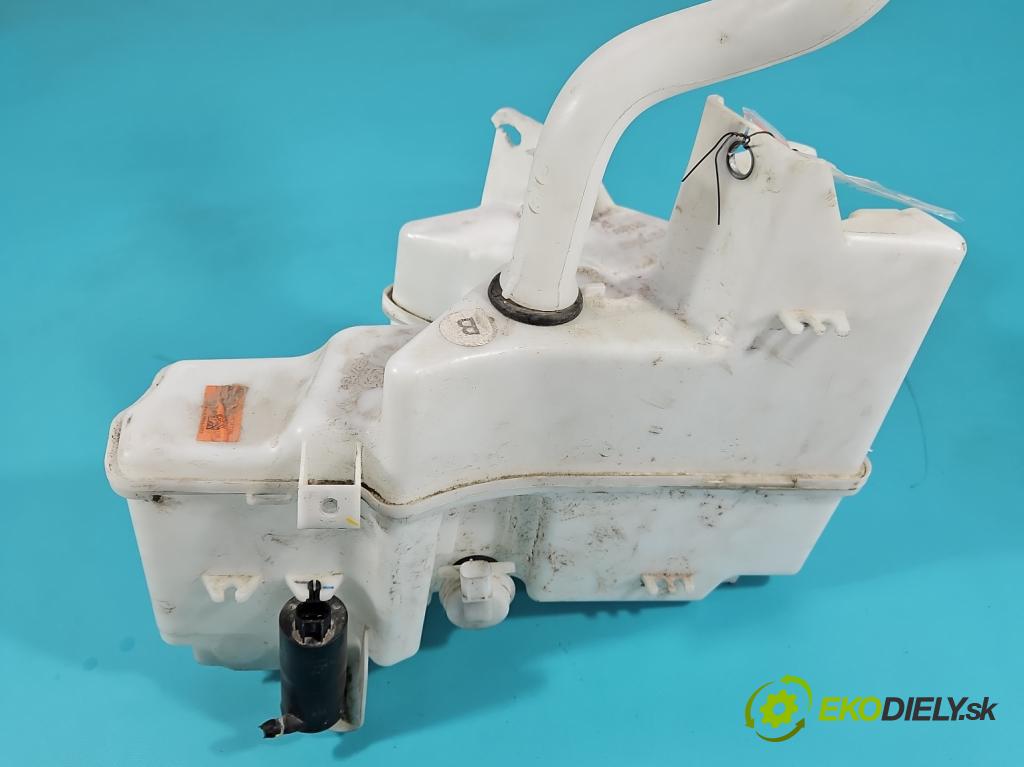 Toyota Corolla E21 2019- 1.8 16V 98 HP automatic 72 kW 1798 cm3 4- nádržka tekutina: ostrekovačov