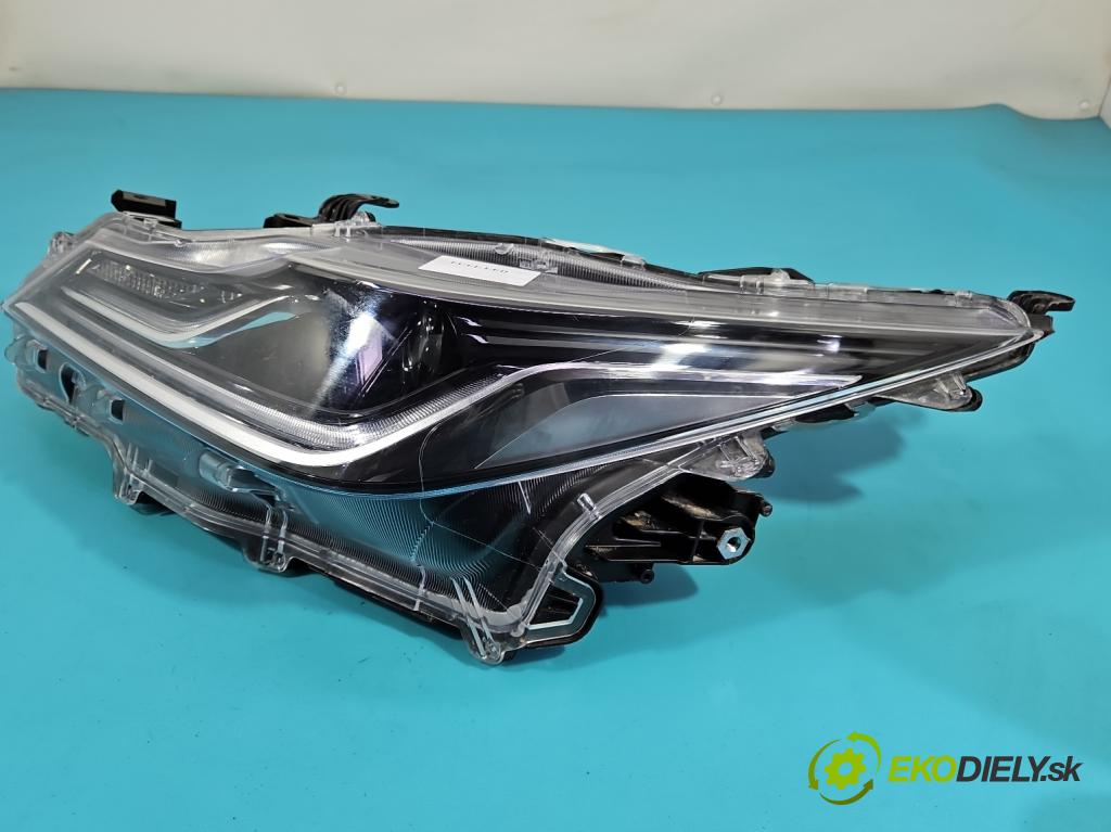 Toyota Corolla E21 2019- 1.8 16V 98 HP automatic 72 kW 1798 cm3 4- Reflektor: ľavý  (Kľučka dverí ostatné)