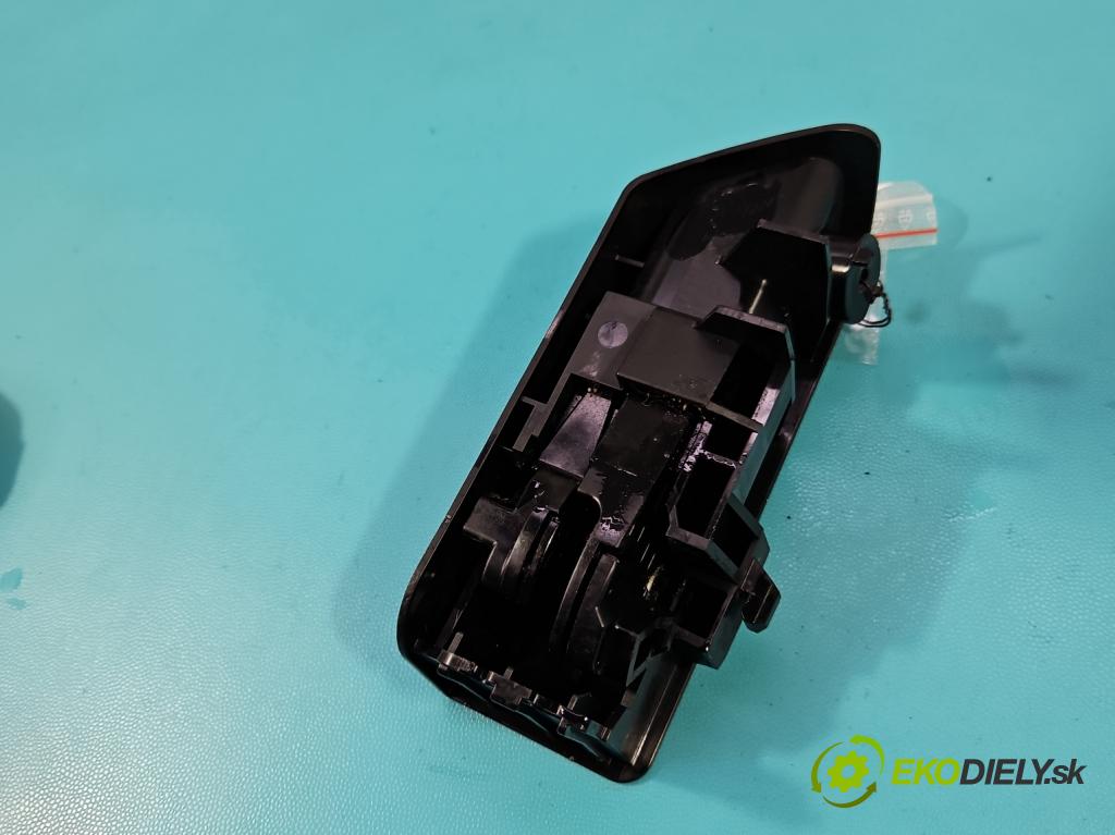 Toyota Corolla E21 2019- 1.8 16V 98 HP automatic 72 kW 1798 cm3 4- Rukojeť: ostatné