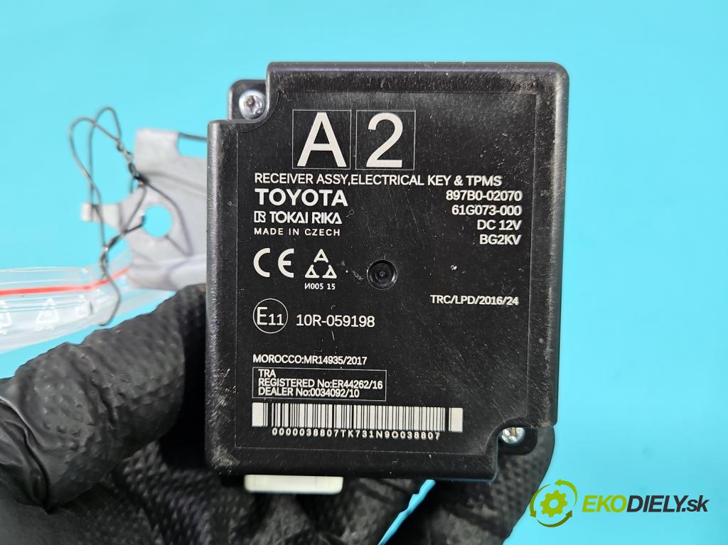 Toyota Corolla E21 2019- 1.8 16V 98 HP automatic 72 kW 1798 cm3 4- riadiaca jednotka ostatné 897B0-02070