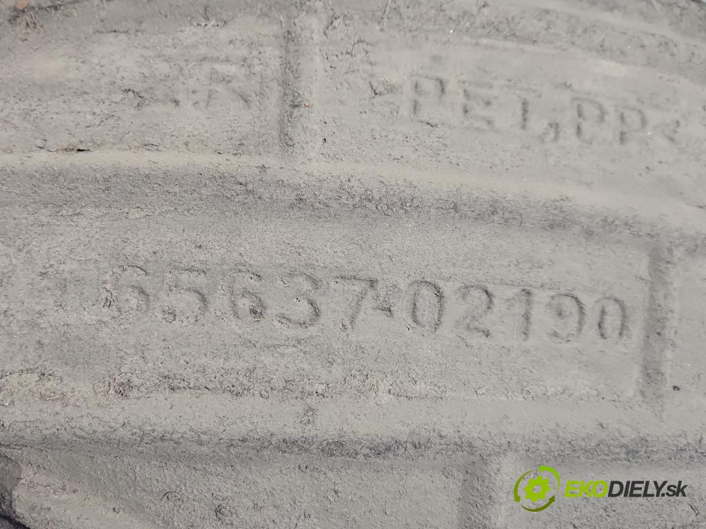 Toyota Corolla E21 2019- 1.8 16V 98 HP automatic 72 kW 1798 cm3 4- Blatník: zadné pravé 65637-02190