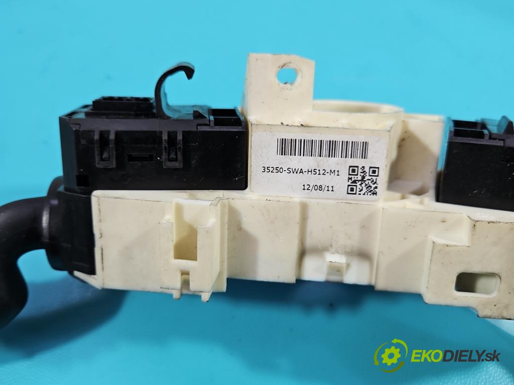 Honda CR-V III 2006-2011 2.2 i-CTDi 150 HP manual 110 kW 2199 cm3 5- prepínač komplex: 35250-SWA-H512-M1 (Prepínacie páčky pod volantom)