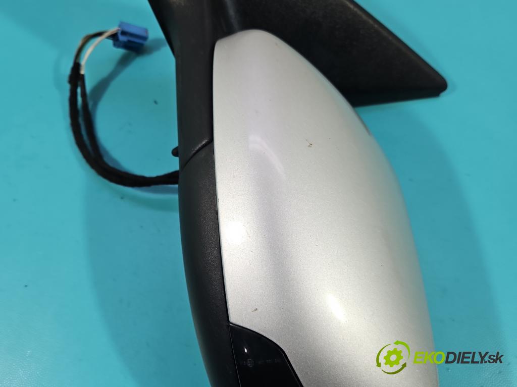 Volvo V50 2.0d 133 HP manual 98 kW 1997 cm3 5- zrkadlo ľavé  (Kľučka dverí ostatné)