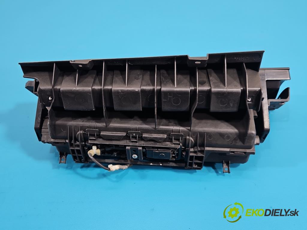 Honda CR-V III 2006-2011 2.2 i-CTDi 150 hp manual 110 kW 2199 cm3 5- kastlík 77330-SWT-W010-M1