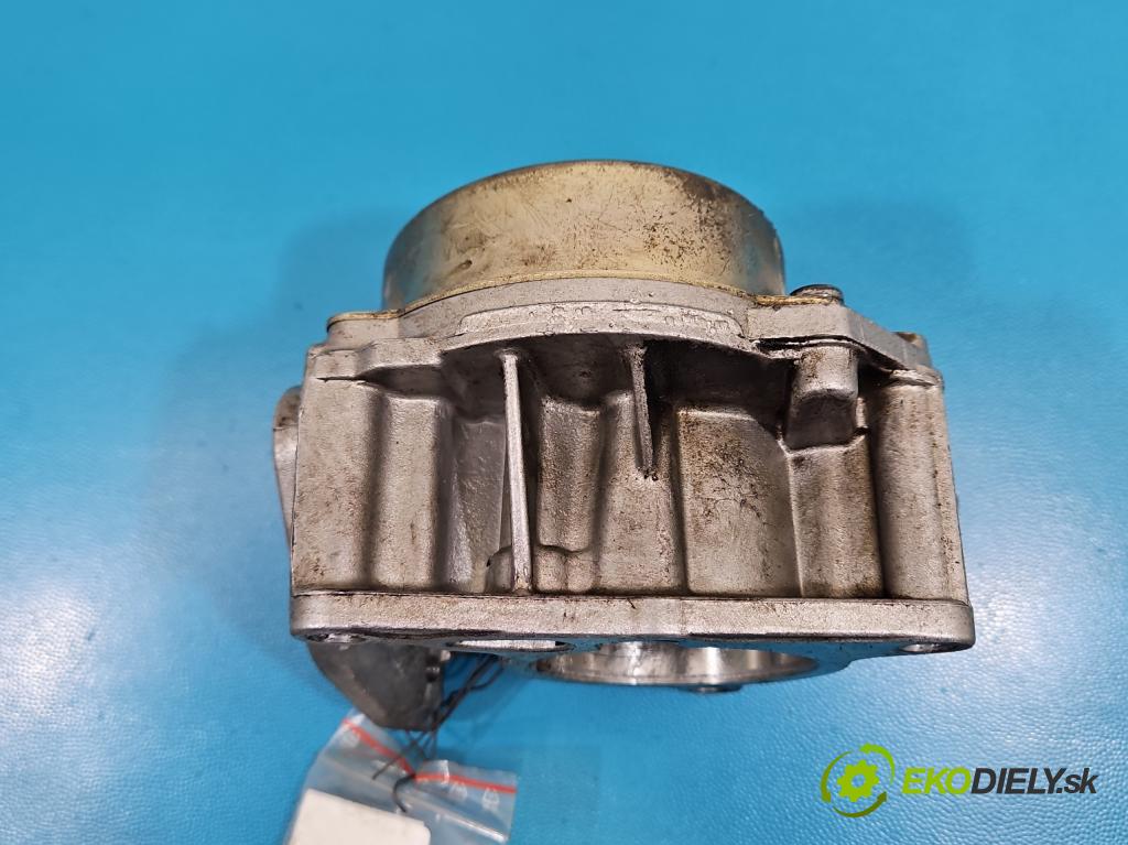 Audi A5 8T 2007-2016 1.8 TFSI 170 HP manual 125 kW 1798 cm3 2- čerpadlo rotačný
