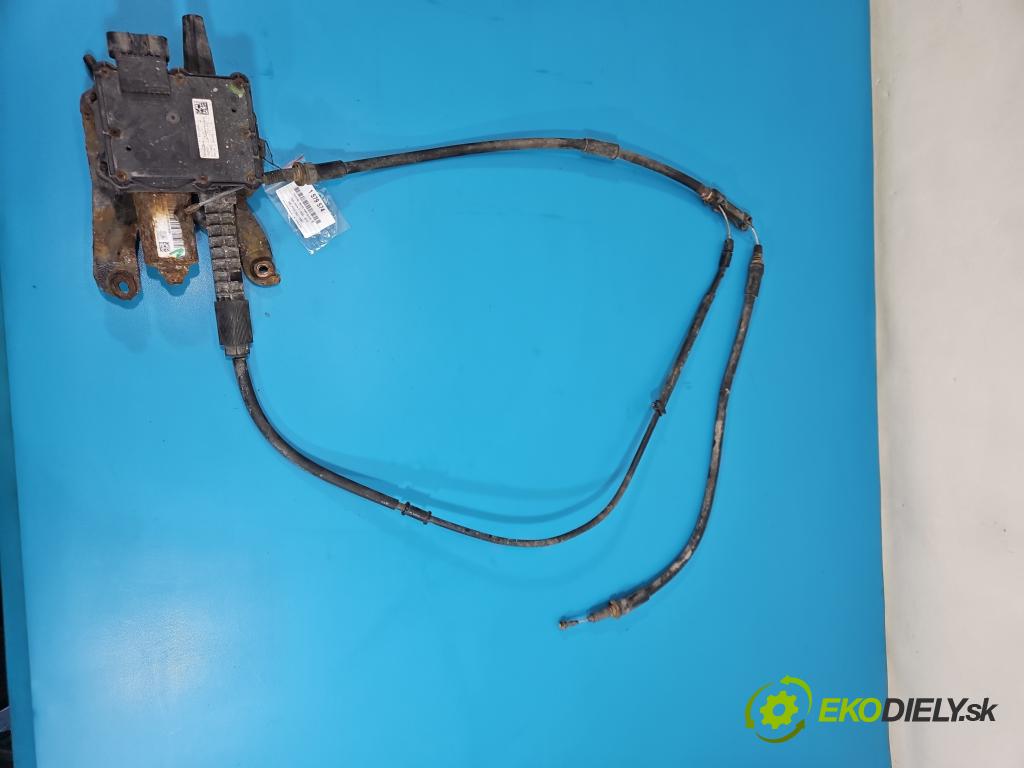 Opel Astra IV 2009-2015 1.4 T 140 hp manual 103 kW 1364 cm3 5- brzda manuál: elektrický: A2C53378560 (Ruční brzda)