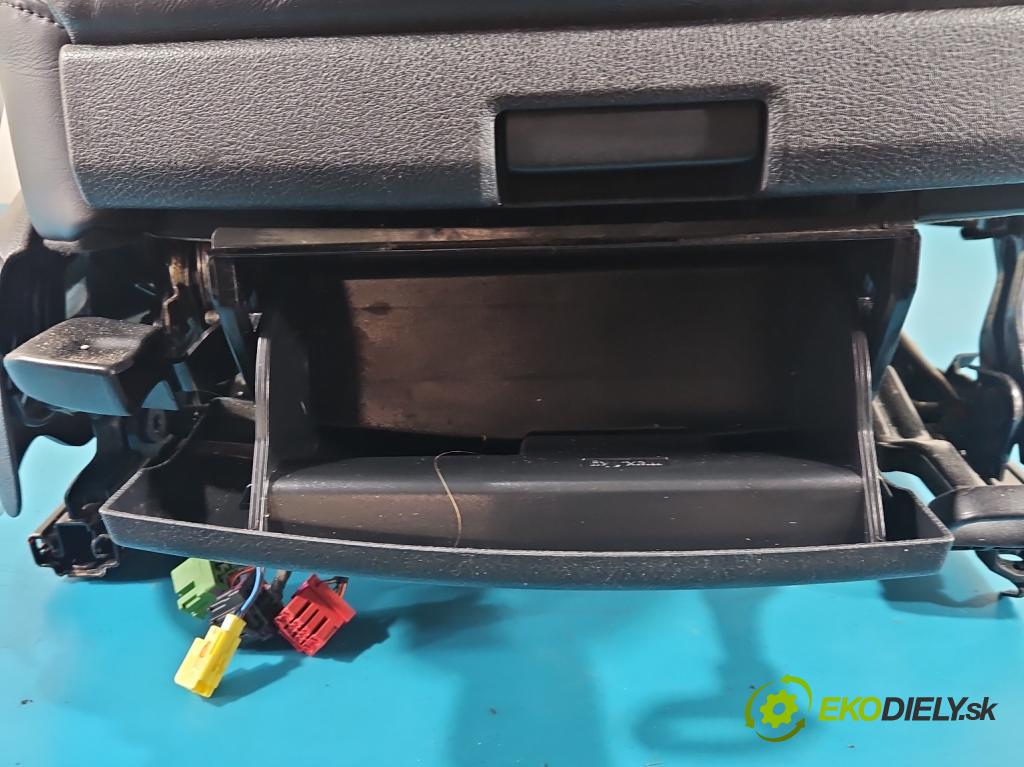 Audi Q5 2008-2016 3.0 tdi 239KM automatic 176 kW 2967 cm3 5- sedačke: komplet
