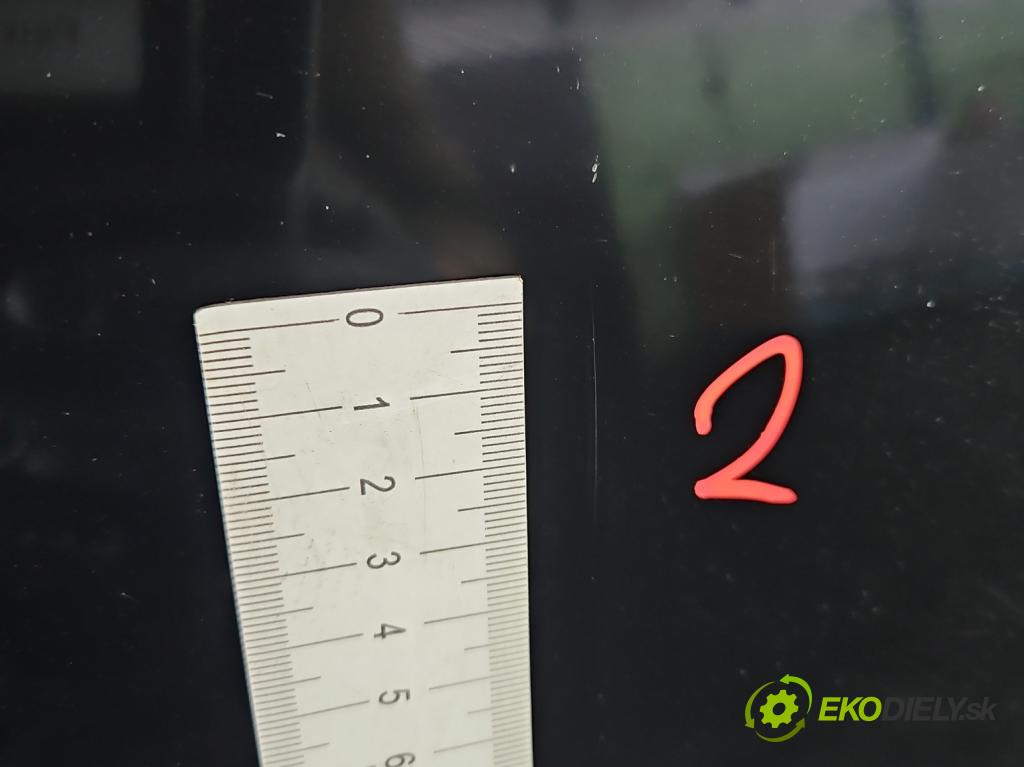 Bmw i3 2013–2022 0.0 elektrický: 170 HP automatic 125 kW 1 cm3 5- kapota predná