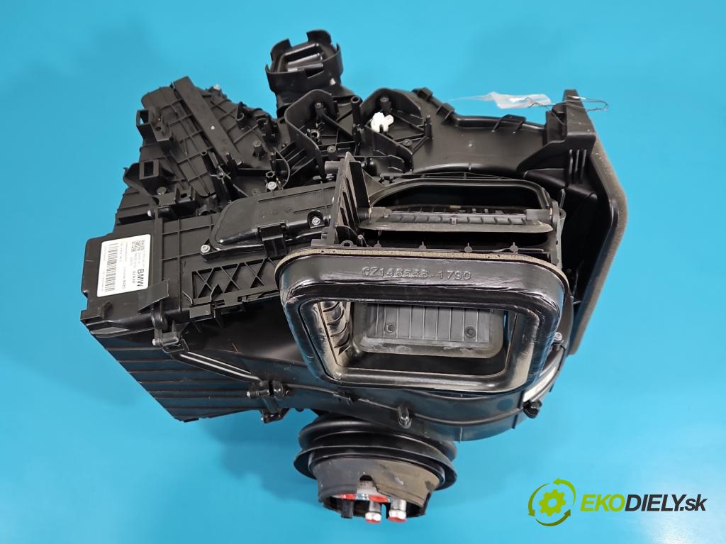Bmw i3 2013-2022 0.0 elektrický: 170 hp automatic 125 kW 1 cm3 5- radiátor 9278390 (Radiátor topení)