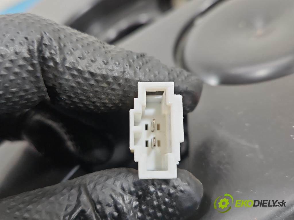 Audi Q5 2008-2016 3.0 tdi 239KM automatic 176 kW 2967 cm3 5- Subwoofer: 8R0035382A (Audio zariadenie)