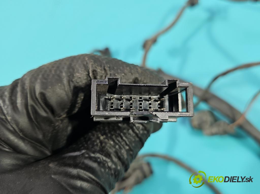 Audi Q5 2008-2016 3.0 tdi 239KM automatic 176 kW 2967 cm3 5- snímač parkovaní: 1S0919275A