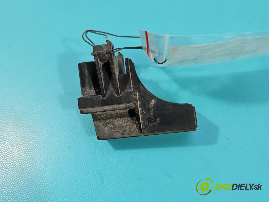 Audi Q5 2008-2016 3.0 tdi 239KM automatic 176 kW 2967 cm3 5- riadiaca jednotka ostatné 8K0919145A