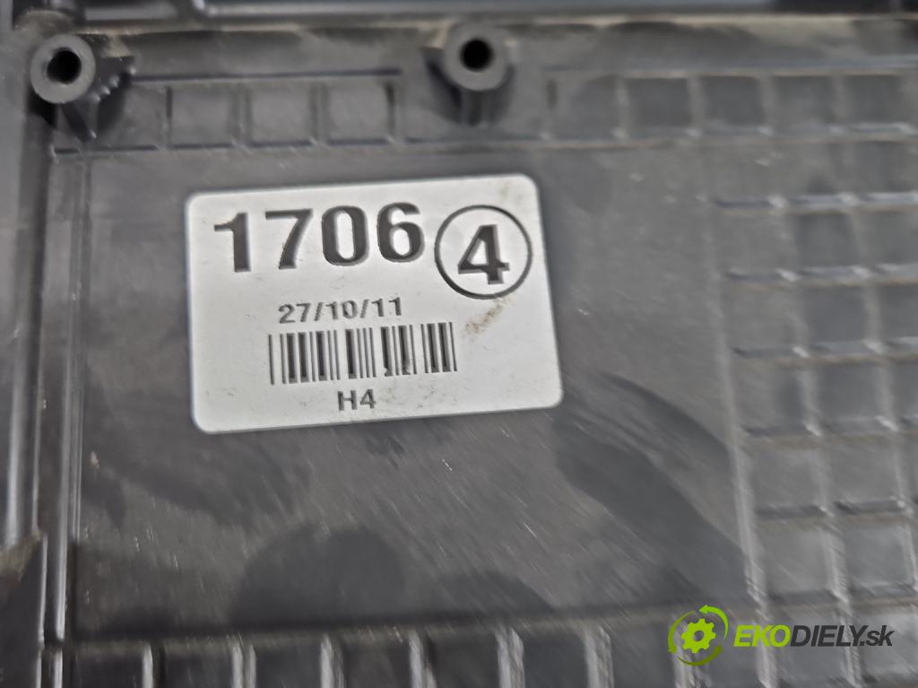 Honda CR-V III 2006-2011 2.2 i-CTDi 150 hp manual 110 kW 2199 cm3 5- radiátor 443150-7987 (Radiátor topení)