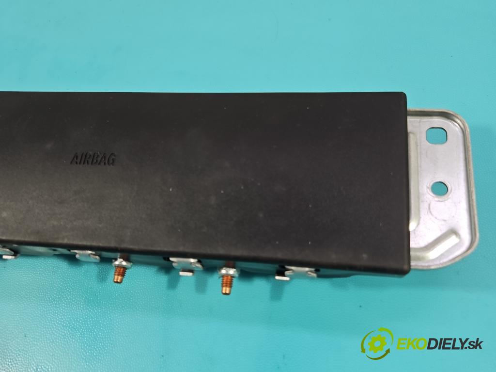 Bmw i3 2013–2022 0.0 elektrický: 170 HP automatic 125 kW 1 cm3 5- airbag vzduch: 926594304