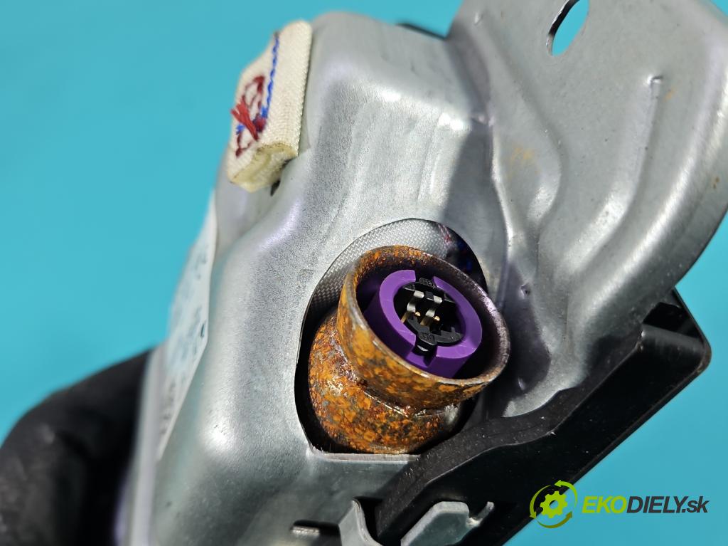 Bmw i3 2013–2022 0.0 elektrický: 170 HP automatic 125 kW 1 cm3 5- airbag vzduch: 928107204