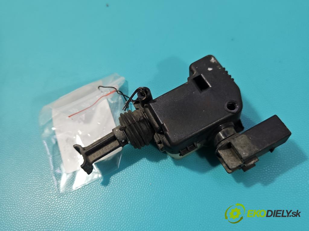 Bmw i3 2013–2022 0.0 elektrický: 170 HP automatic 125 kW 1 cm3 5- Aktuátor: papuče: nádrže palivo 009066-36