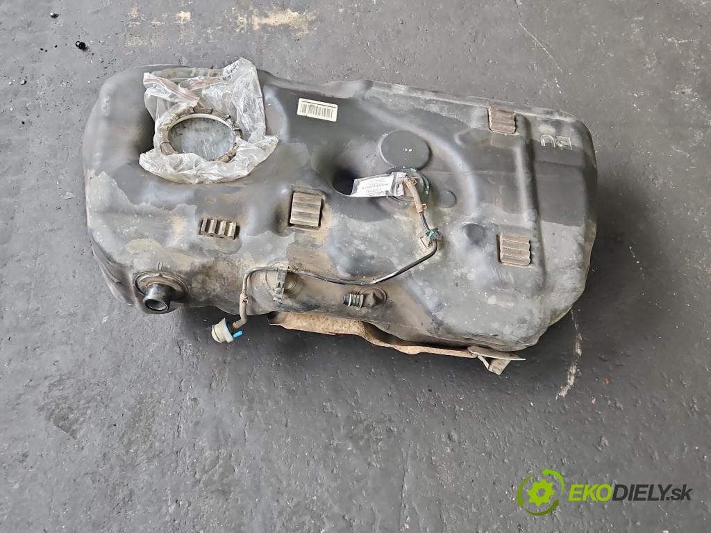 Honda CR-V III 2006-2011 2.2 i-CTDi 150 HP manual 110 kW 2199 cm3 5- Nádrž: palivo 17495-SWYW (Palivová nádrž)