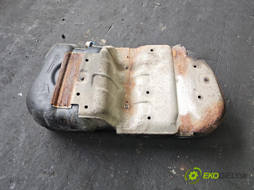 Honda CR-V III 2006-2011 2.2 i-CTDi 150 HP manual 110 kW 2199 cm3 5- Nádrž: palivo 17495-SWYW (Palivová nádrž)