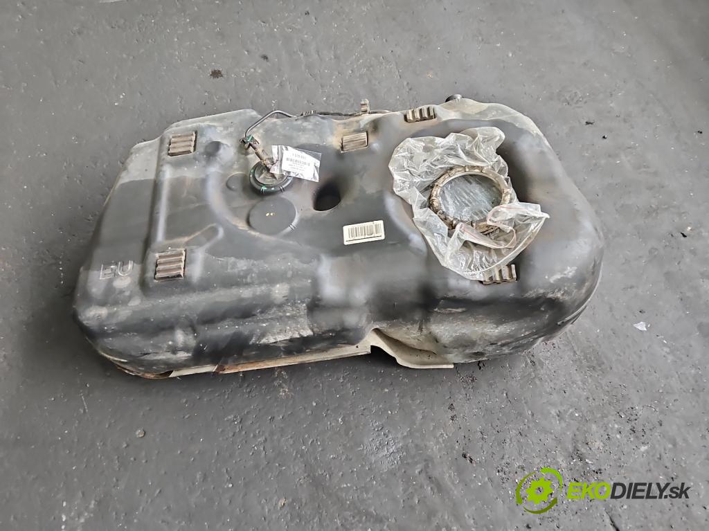 Honda CR-V III 2006-2011 2.2 i-CTDi 150 HP manual 110 kW 2199 cm3 5- Nádrž: palivo 17495-SWYW (Palivová nádrž)