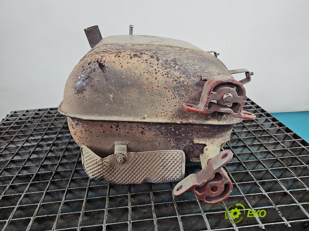 Bmw i3 2013–2022 0.0 elektrický: 170 HP automatic 125 kW 1 cm3 5- Tlmič 8614958