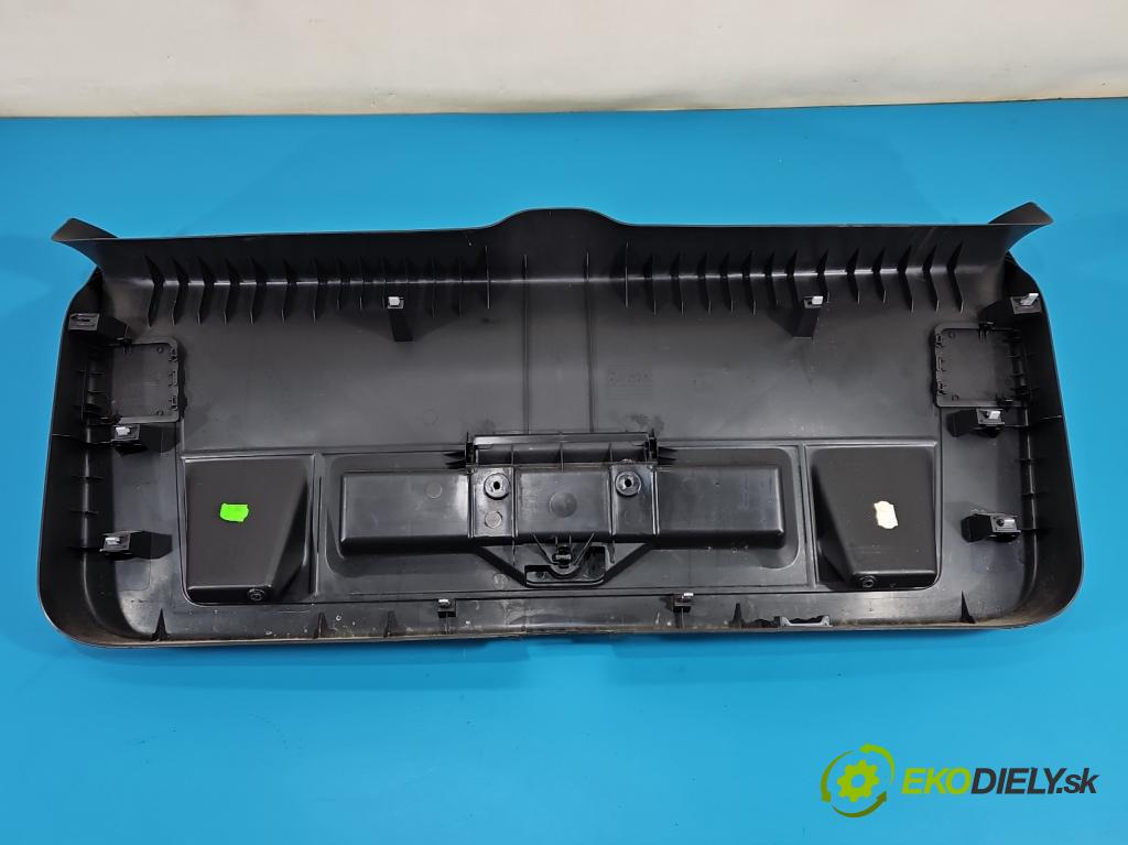 Vw Passat B7 2010-2014 2.0 tdi 140 HP manual 103 kW 1968 cm3 5- Čalounictví: kufrové dvere 3C9867605J