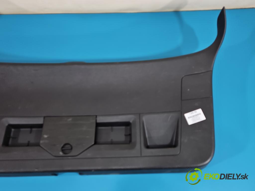 Vw Passat B7 2010-2014 2.0 tdi 140 HP manual 103 kW 1968 cm3 5- Čalounictví: kufrové dvere 3C9867605J