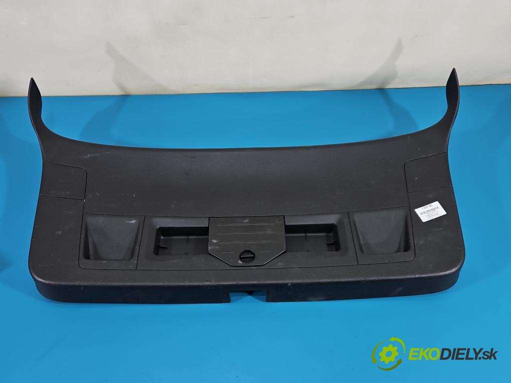 Vw Passat B7 2010-2014 2.0 tdi 140 HP manual 103 kW 1968 cm3 5- Čalounictví: kufrové dvere 3C9867605J