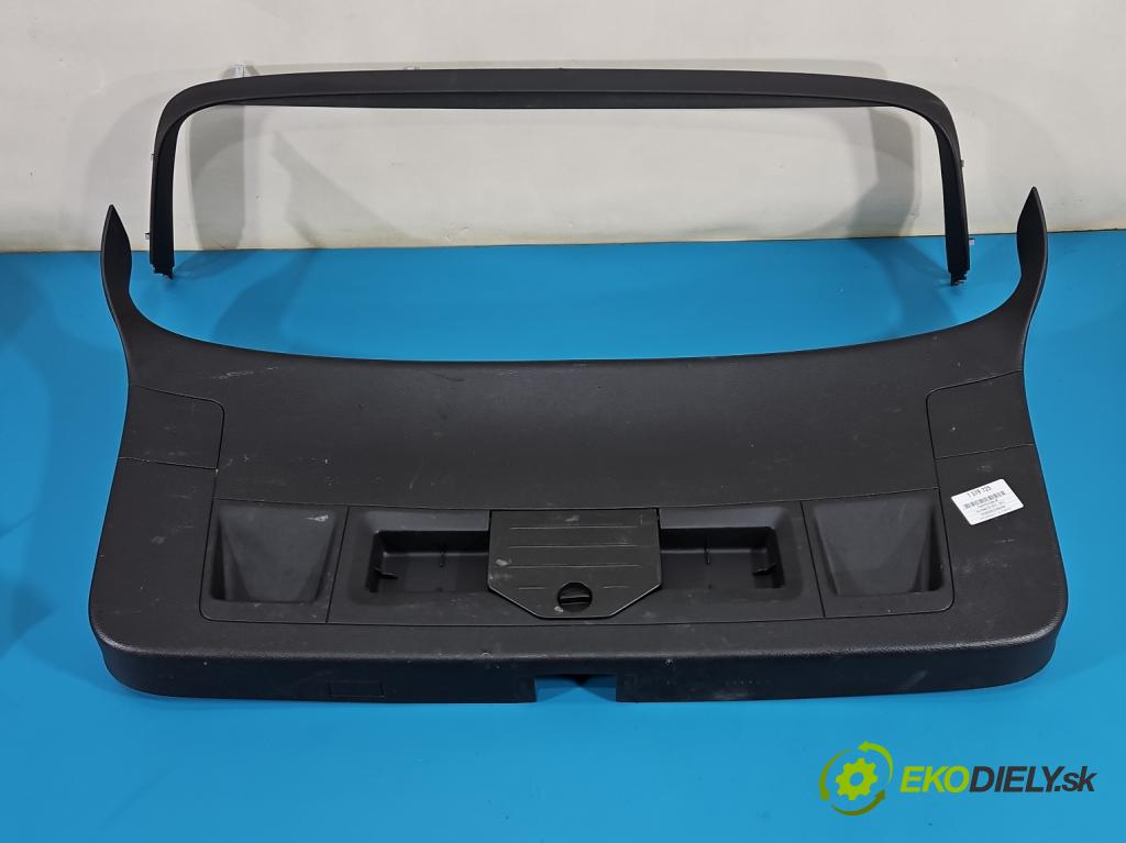 Vw Passat B7 2010-2014 2.0 tdi 140 HP manual 103 kW 1968 cm3 5- Čalounictví: kufrové dvere 3C9867605J