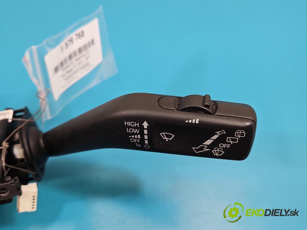 Vw Passat B7 2010-2014 2.0 tdi 140 HP manual 103 kW 1968 cm3 5- prepínač komplex: 3C9953501BN (Prepínacie páčky pod volantom)