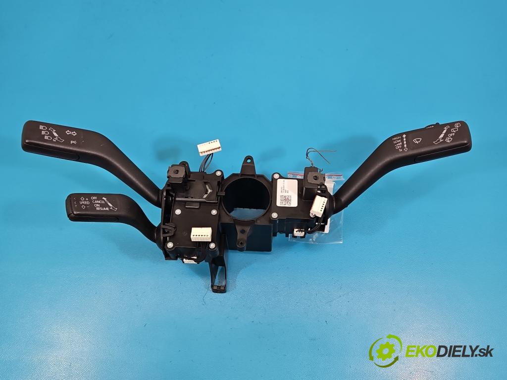 Vw Passat B7 2010-2014 2.0 tdi 140 HP manual 103 kW 1968 cm3 5- prepínač komplex: 3C9953501BN (Prepínacie páčky pod volantom)