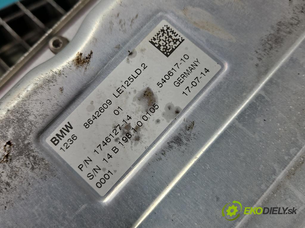 Bmw i3 2013–2022 0.0 elektrický: 170 hp automatic 125 kW 1 cm3 5- měnič aktuální: 8642609