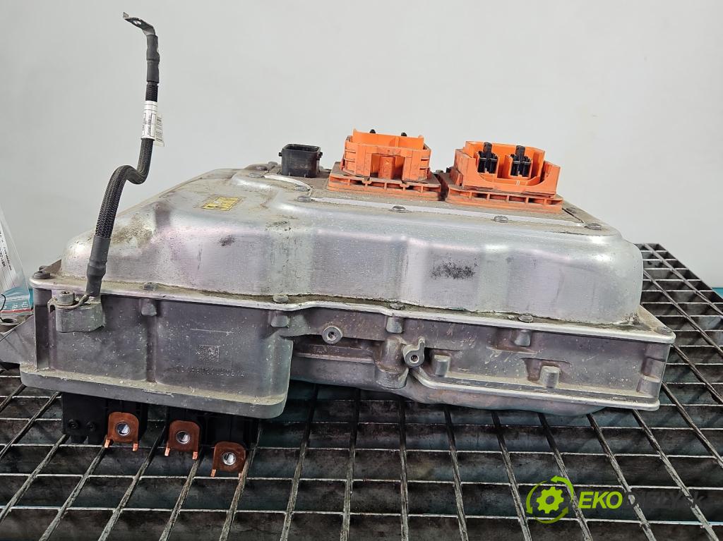 Bmw i3 2013–2022 0.0 elektrický: 170 hp automatic 125 kW 1 cm3 5- měnič aktuální: 8642609