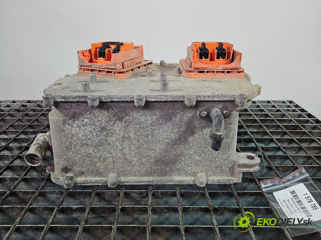 Bmw i3 2013–2022 0.0 elektrický: 170 hp automatic 125 kW 1 cm3 5- měnič aktuální: 8647316