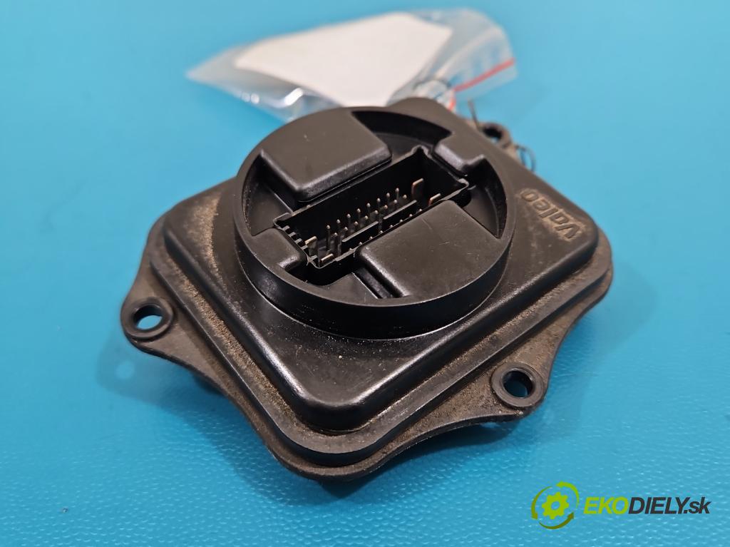 Vw Passat B7 2010-2014 2.0 tdi 140 hp manual 103 kW 1968 cm3 5- modul lampy: 3D0941329