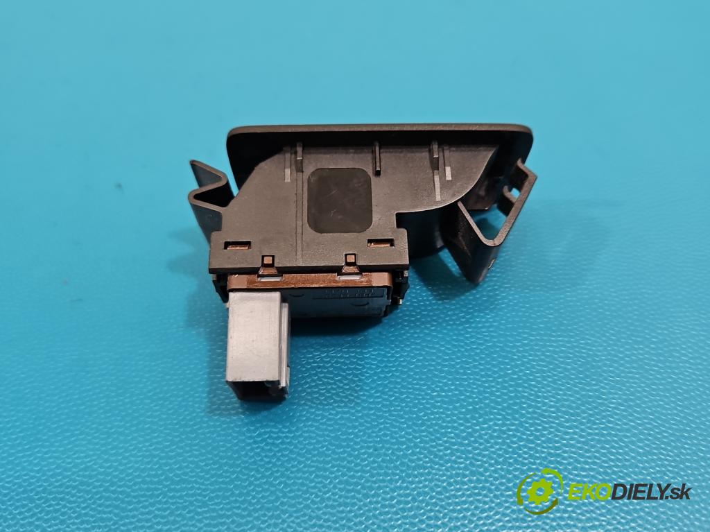 Vw Passat B7 2010-2014 2.0 tdi 140 HP manual 103 kW 1968 cm3 5- prepínač ostatné 7E5959527