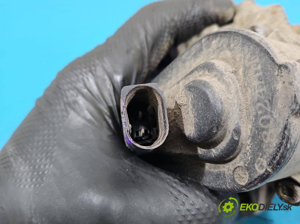 Vw Passat B7 2010-2014 2.0 tdi 140 hp manual 103 kW 1968 cm3 5- brzdič zadní levý  (Klika dveří ostatní)