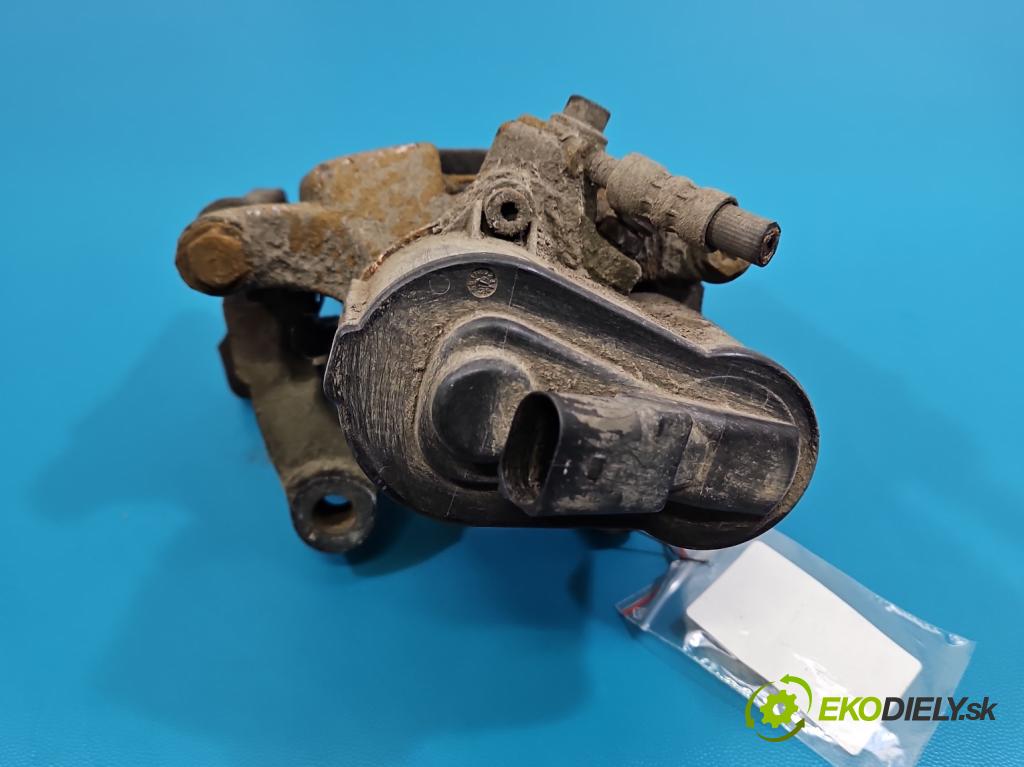 Vw Passat B7 2010-2014 2.0 tdi 140 hp manual 103 kW 1968 cm3 5- brzdič zadní pravý  (Klika dveří ostatní)