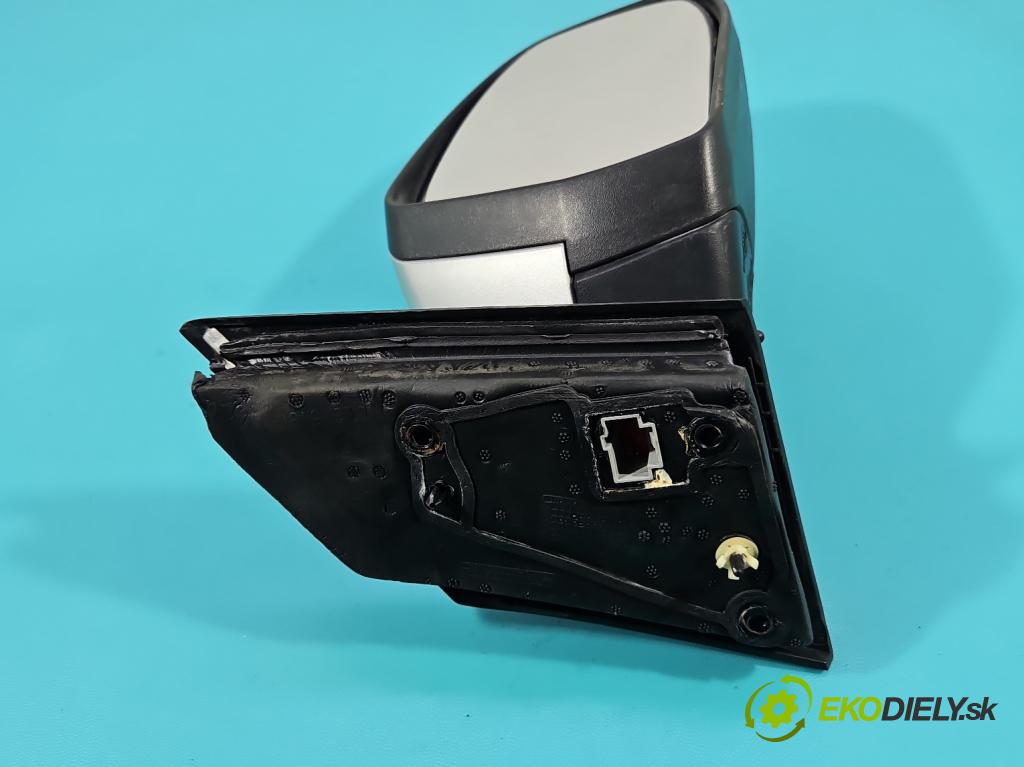 Ford Focus Mk3 2010-2018 1.5 tdci 95 HP manual 70 kW 1499 cm3 5- zrkadlo pravé  (Kľučka dverí ostatné)
