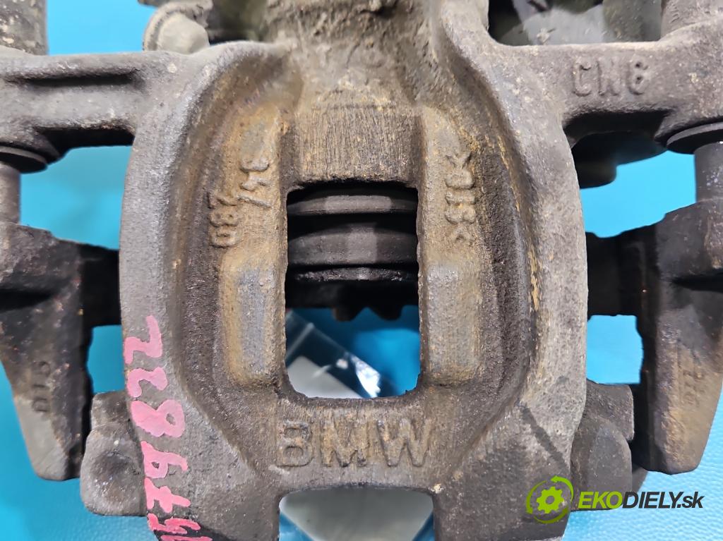 Bmw i3 2013–2022 0.0 elektrický: 170 hp automatic 125 kW 1 cm3 5- brzdič zadní pravý 6853858 (Klika dveří ostatní)