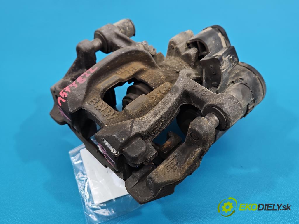 Bmw i3 2013–2022 0.0 elektrický: 170 HP automatic 125 kW 1 cm3 5- brzdič zadné pravý 6853858 (Kľučka dverí ostatné)