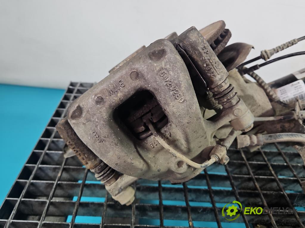 Bmw i3 2013–2022 0.0 elektrický: 170 HP automatic 125 kW 1 cm3 5- brzdič predné ľavý  (Kľučka dverí ostatné)