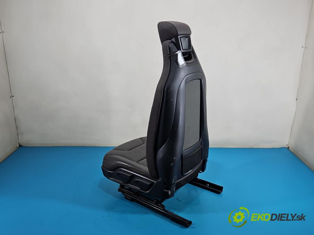 Bmw i3 2013–2022 0.0 elektrický: 170 hp automatic 125 kW 1 cm3 5- Sedadlo levý  (Sedadlo)