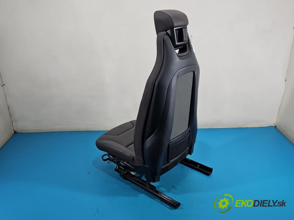 Bmw i3 2013–2022 0.0 elektrický: 170 HP automatic 125 kW 1 cm3 5- Sedačka pravý (Sedadlo)