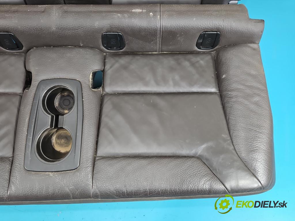 Bmw i3 2013–2022 0.0 elektrický: 170 HP automatic 125 kW 1 cm3 5- Pohovka: zadné (Sedadlo)