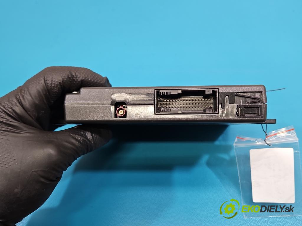 Vw Passat B7 2010-2014 2.0 tdi 140 HP manual 103 kW 1968 cm3 5- riadiaca jednotka ostatné 3C8035730B