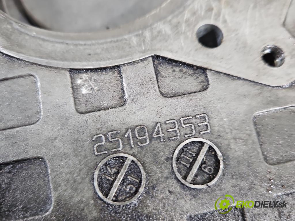Opel Astra IV 2009-2015 1.4 T 140 HP manual 103 kW 1364 cm3 5- obal načasovanie 25194353 (Kryt motora)