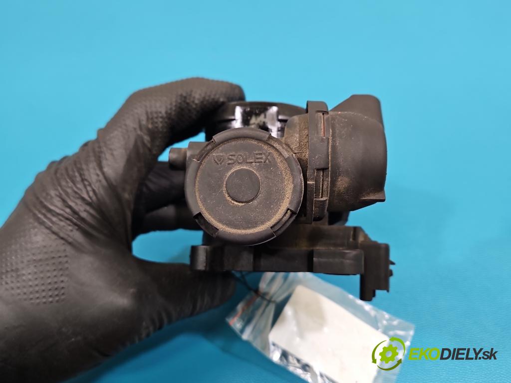 Volvo V50 2.0d 133 hp manual 98 kW 1997 cm3 5- škrticí klapka 9647474880 (Škrticí klapka)