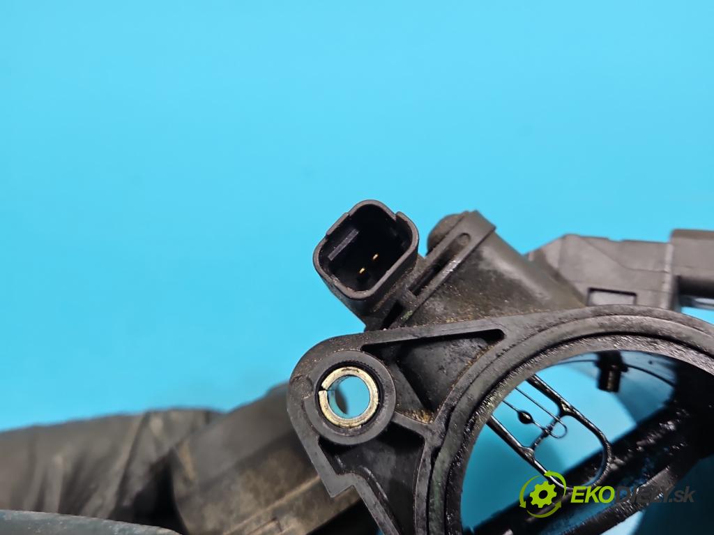 Volvo V50 2.0d 133 hp manual 98 kW 1997 cm3 5- škrticí klapka 9647474880 (Škrticí klapka)